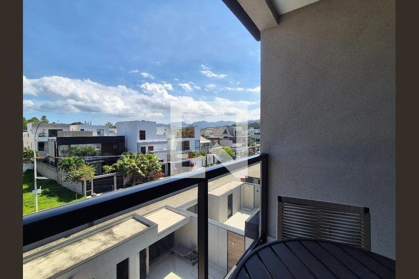 Kitnet amueblada de 48 m² con 1 dormitorio y balcón — photo 27