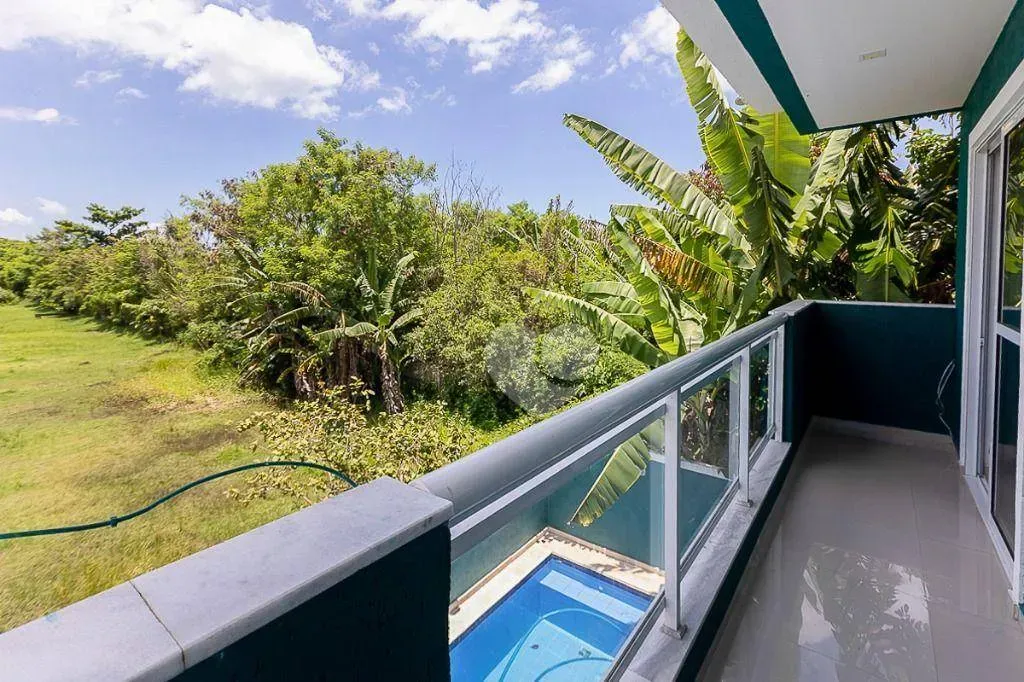 Furnished triplex house with 4 bedrooms and 370 m² — photo 40