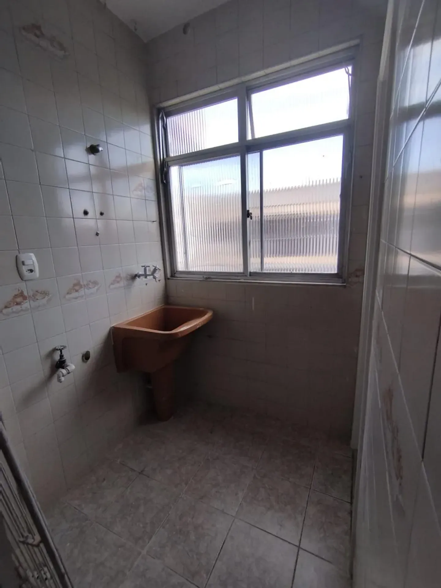 Rental apartment with 2 bedrooms and a private garden — photo 16