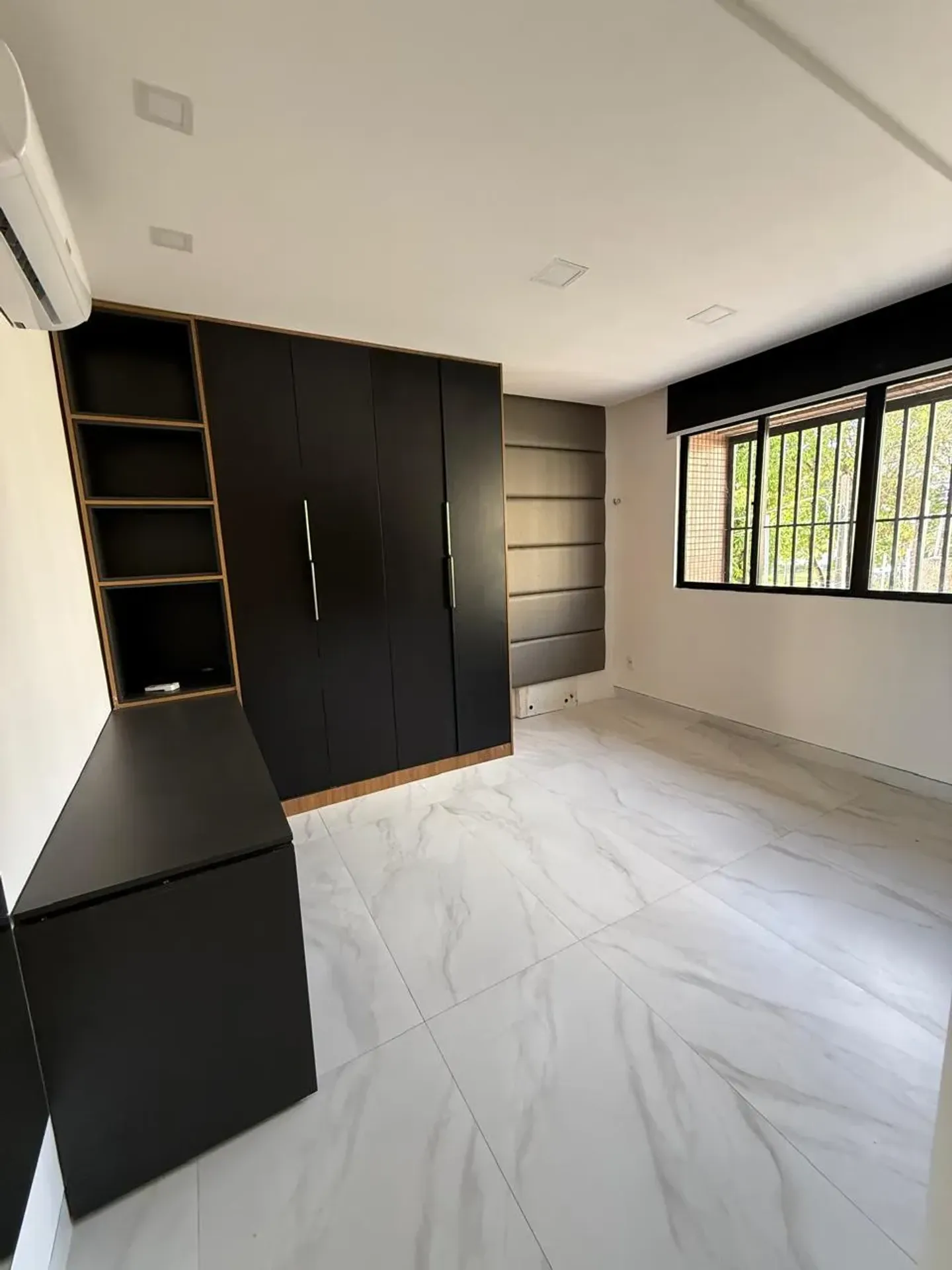 Власне барбекю та 4 спальні: квартира 195 м² — photo 9