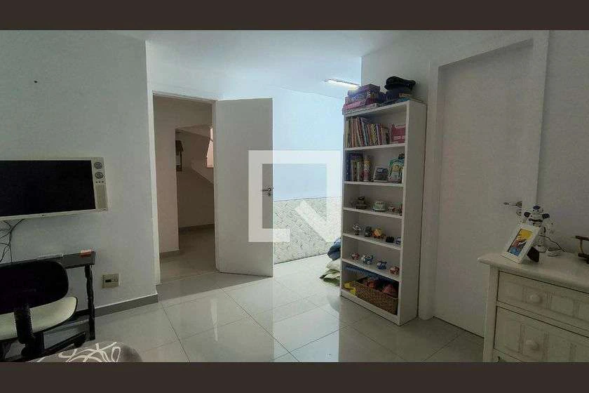 Top-floor duplex with 326 m², 5 bedrooms and 3 parking — photo 17