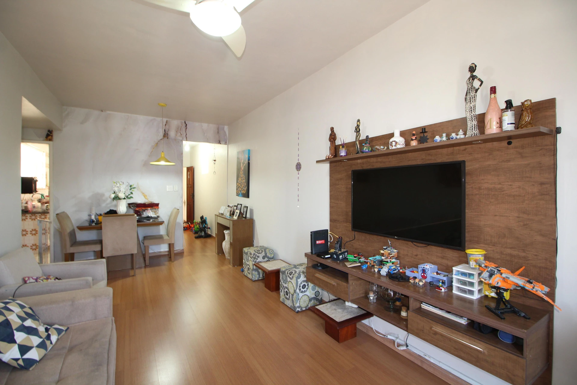 Furnished 2-bedroom apartment with 2 bathrooms — photo 4