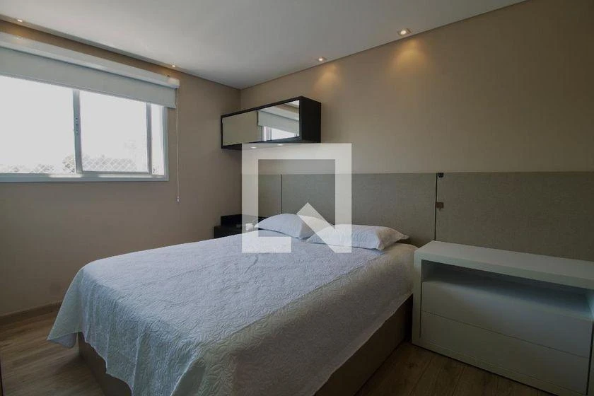 2-bedroom apartment with a washing machine in Curitiba