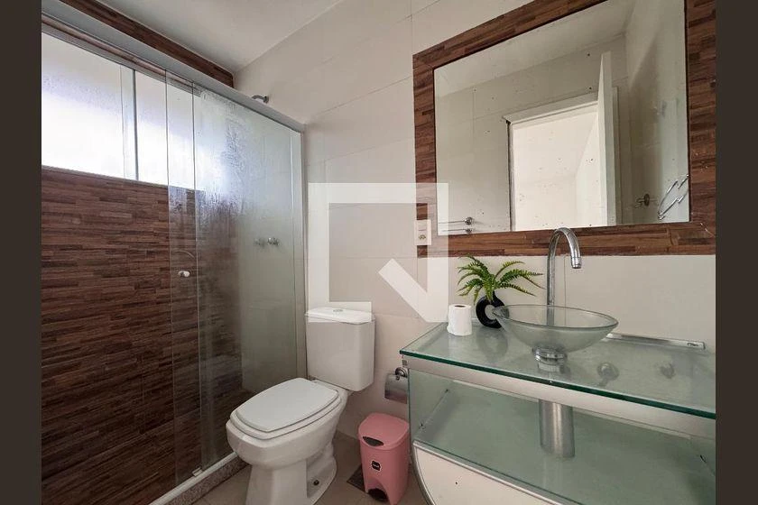 Casa em condomínio com 6 quartos e 6 banheiros — photo 49