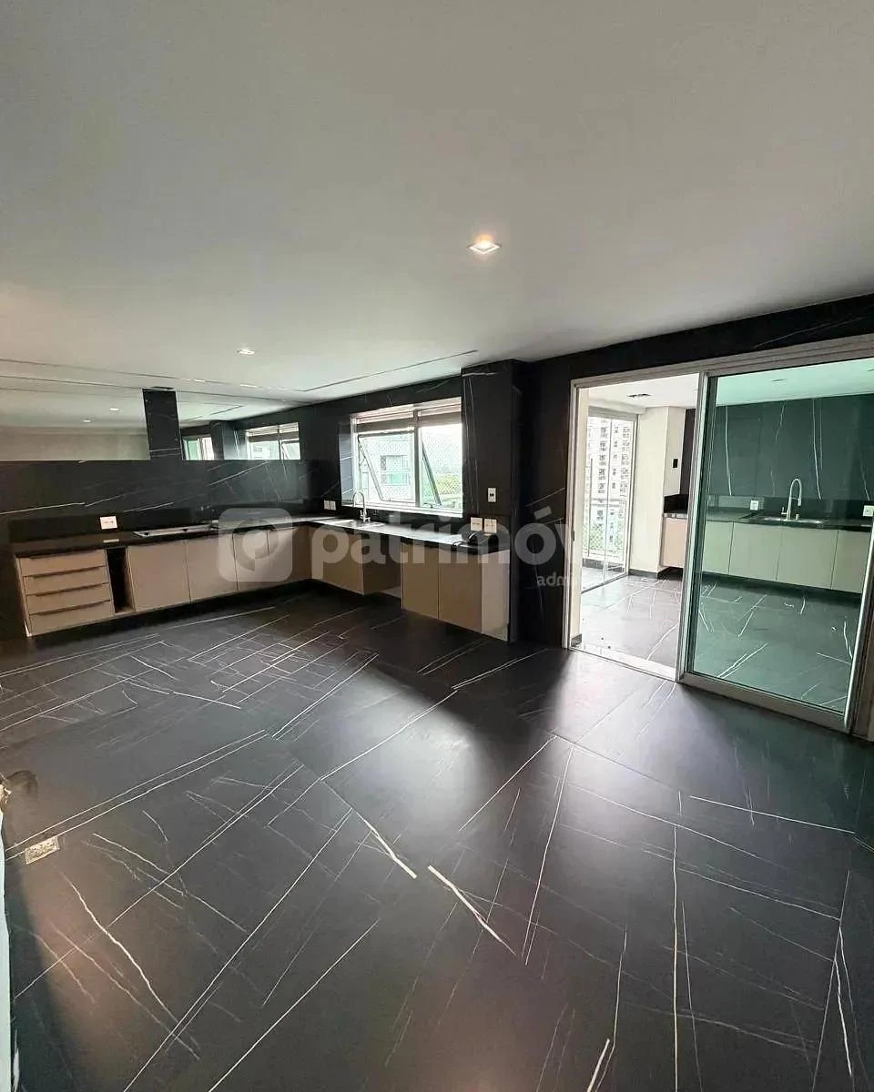 Apartamento com 4 quartos e cozinha integrada em 431 m² — photo 5