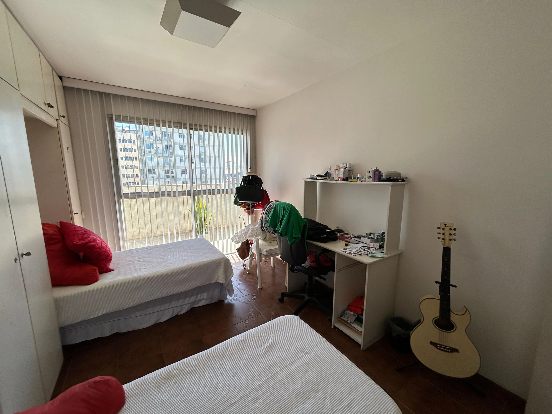 Furnished 4-bedroom rental apartment with 5 parking spaces — photo 15
