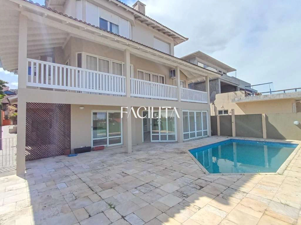 4-bedroom house with 6 bathrooms and 3 parking spaces — photo 3