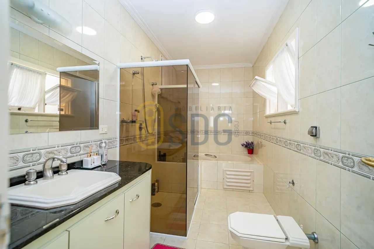 Furnished house with 4 bedrooms and 1 bathroom — photo 15
