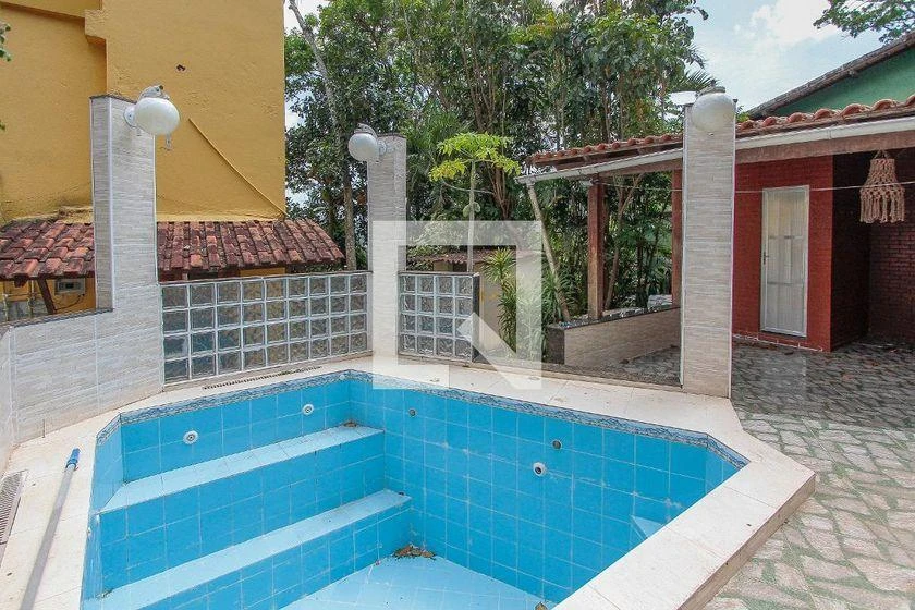 5-bedroom house with a private pool in Rio de Janeiro — photo 44