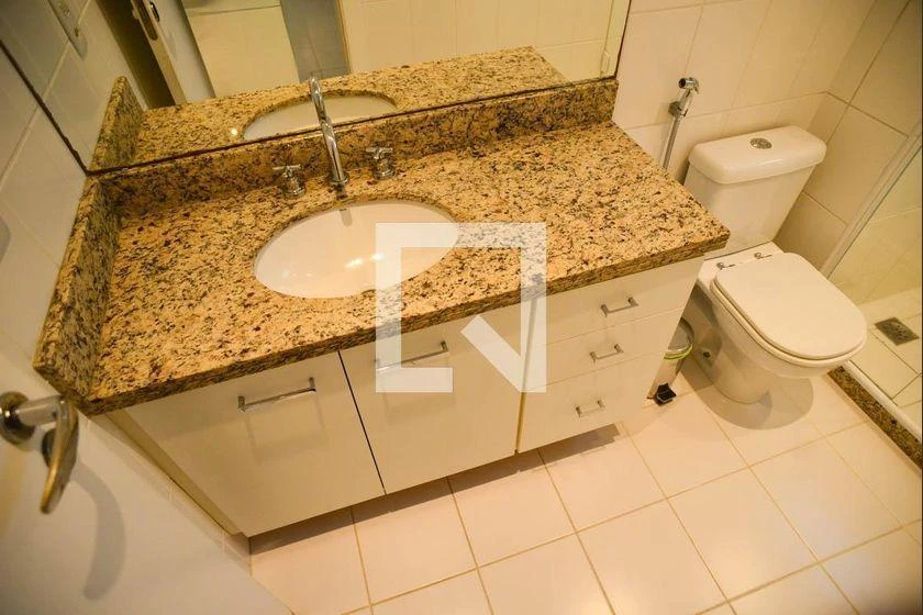 Washing machine in a 3-bedroom apartment, 160 m² — photo 33