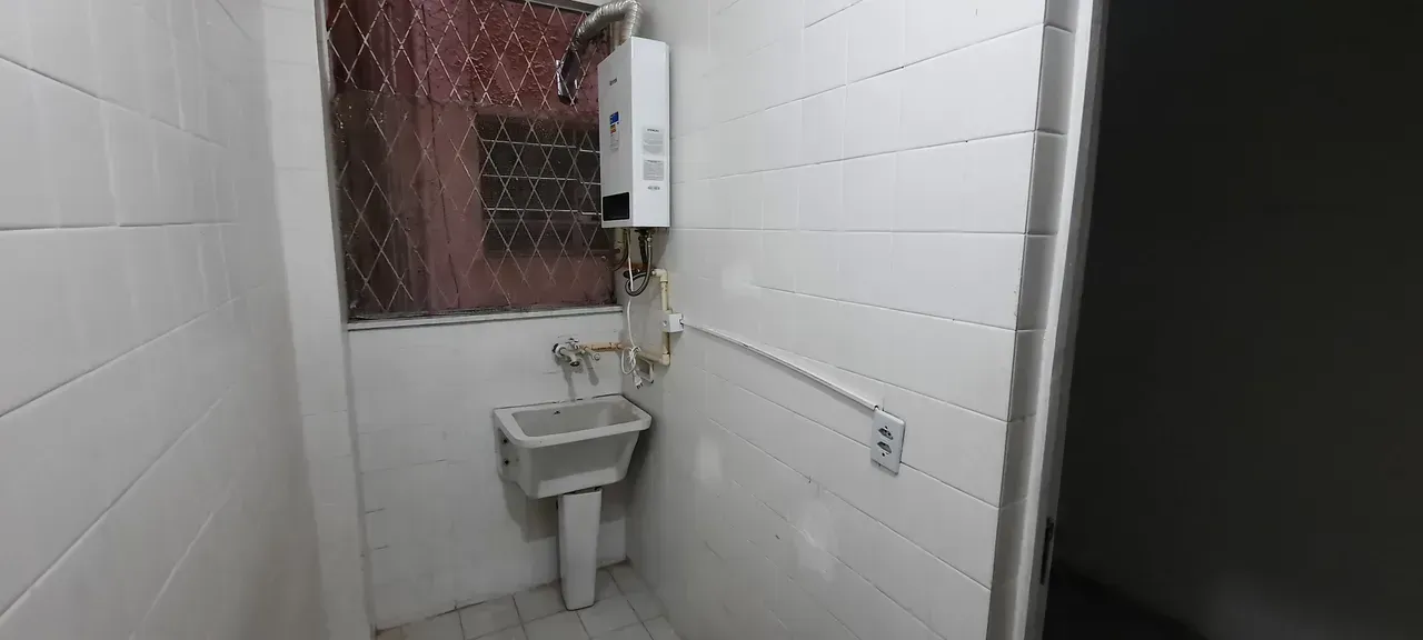 2-bedroom apartment with separate kitchen — photo 8