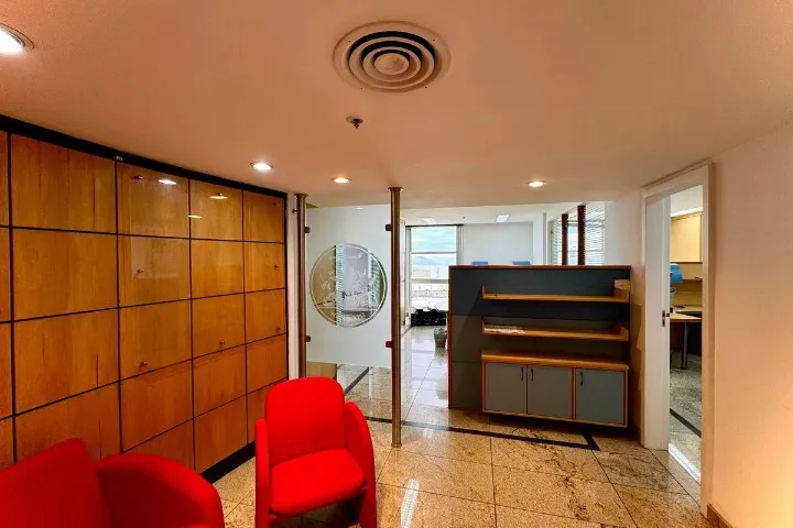 Apartamento sem mobília com 2 quartos e box de vidro — photo 13