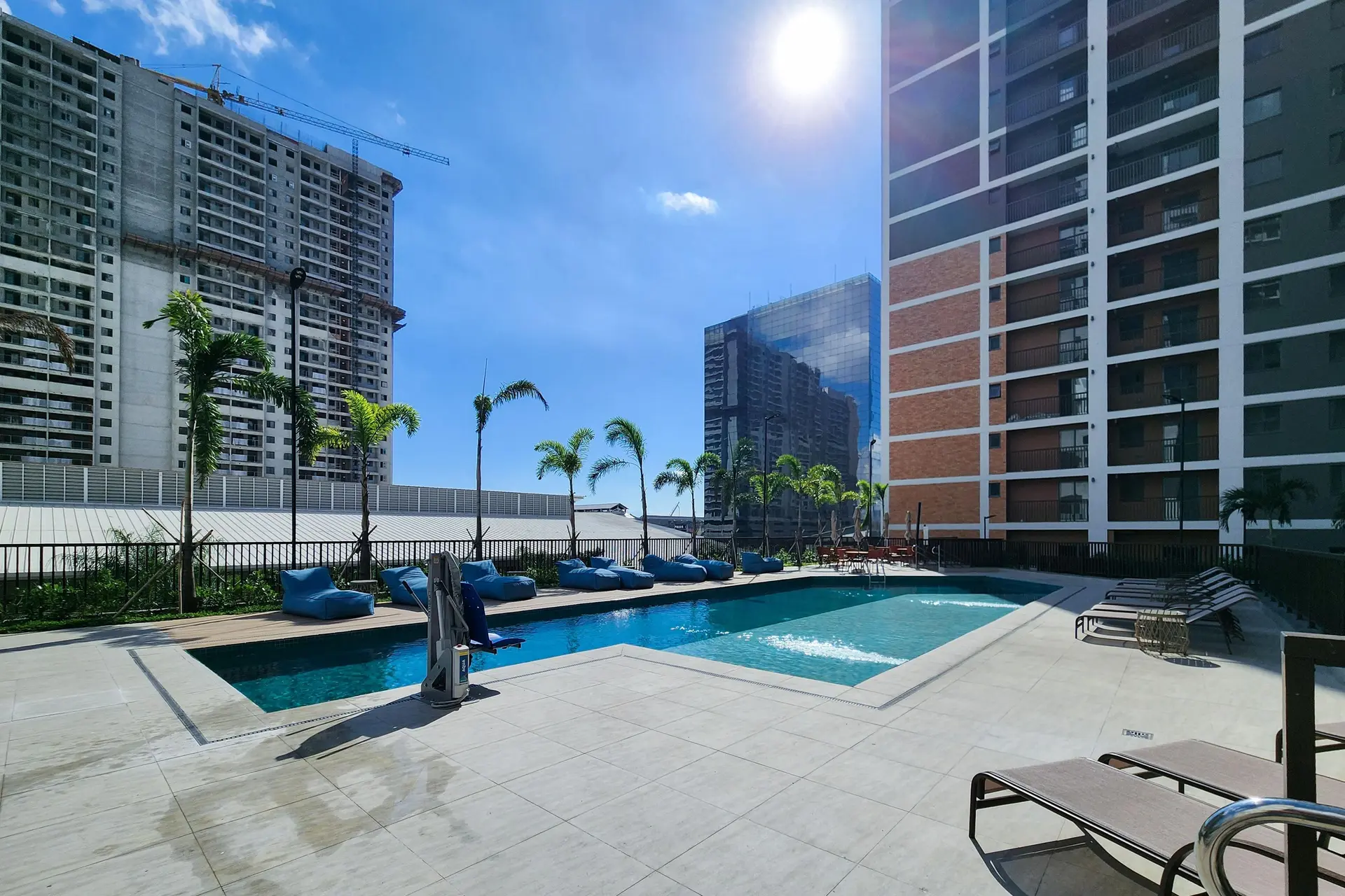2 quartos e vista para as montanhas: apartamento de 48 m² — photo 3