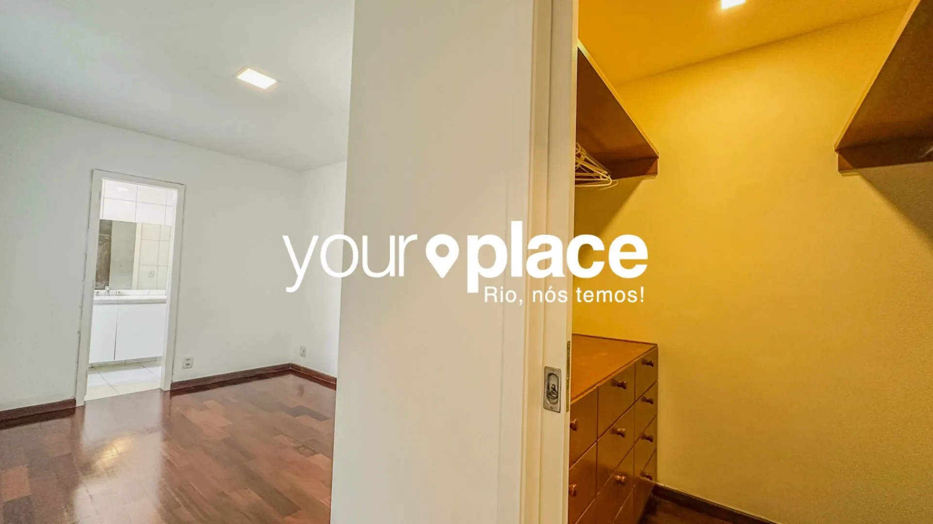 Apartment, 180 m², with a glass-enclosed balcony — photo 15