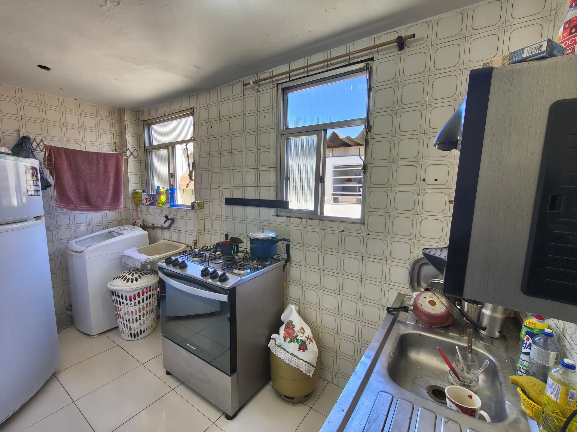 Furnished 2-bedroom apartment with 1 bathroom — photo 10