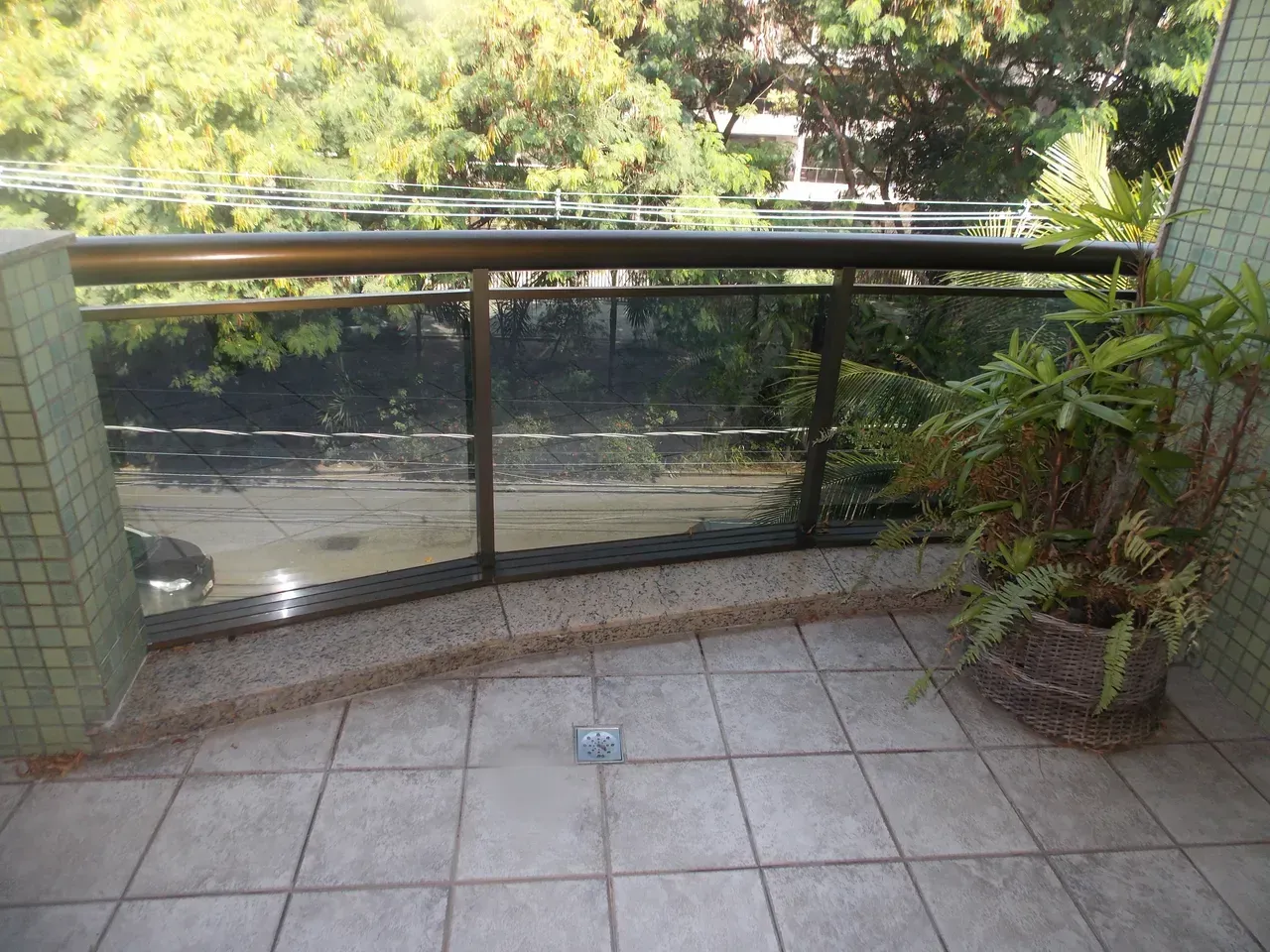 Rental apartment with 3 bedrooms and 3 bathrooms — photo 17