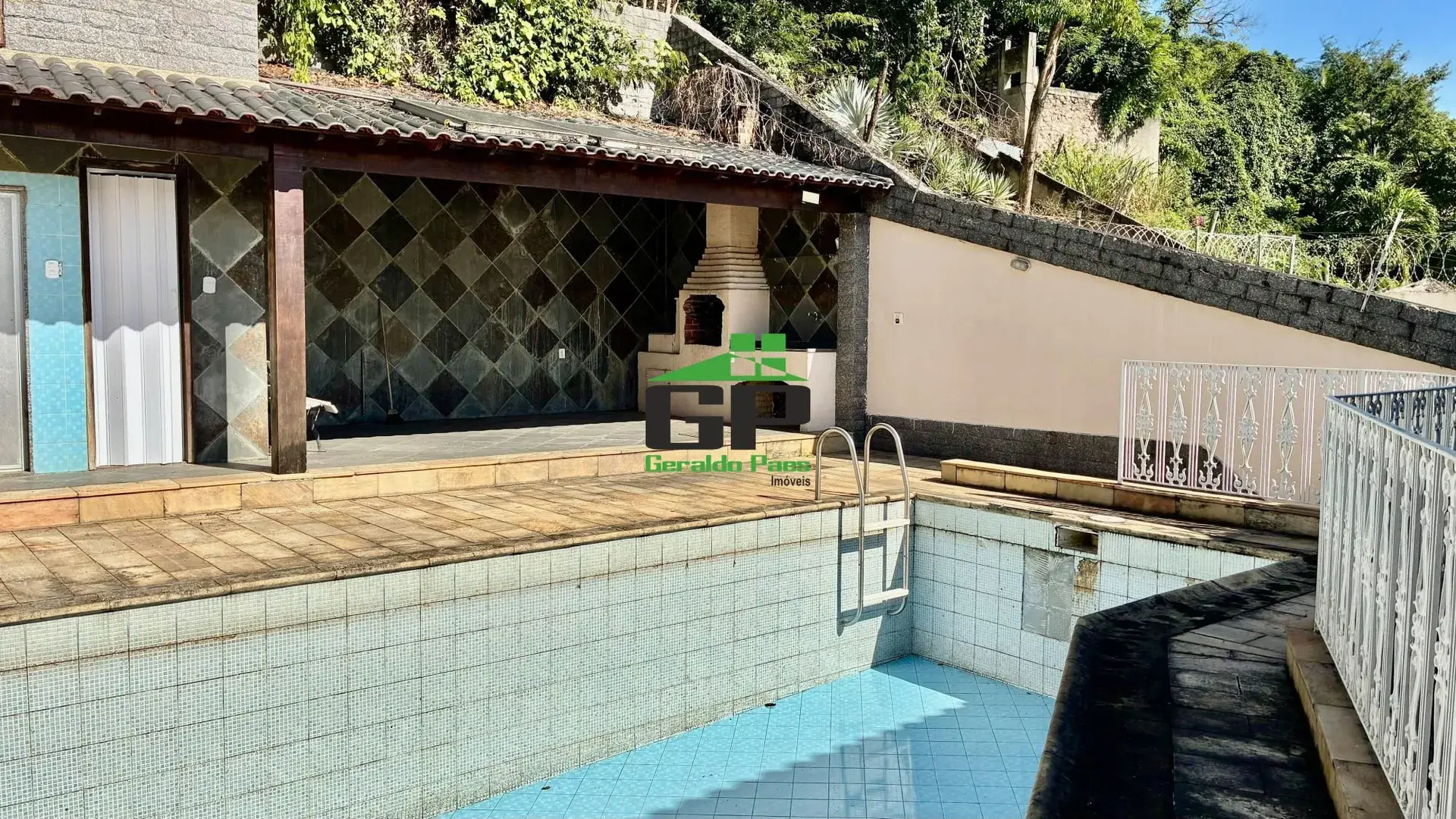 House with 4 bedrooms and 4 bathrooms, separate kitchen — photo 6