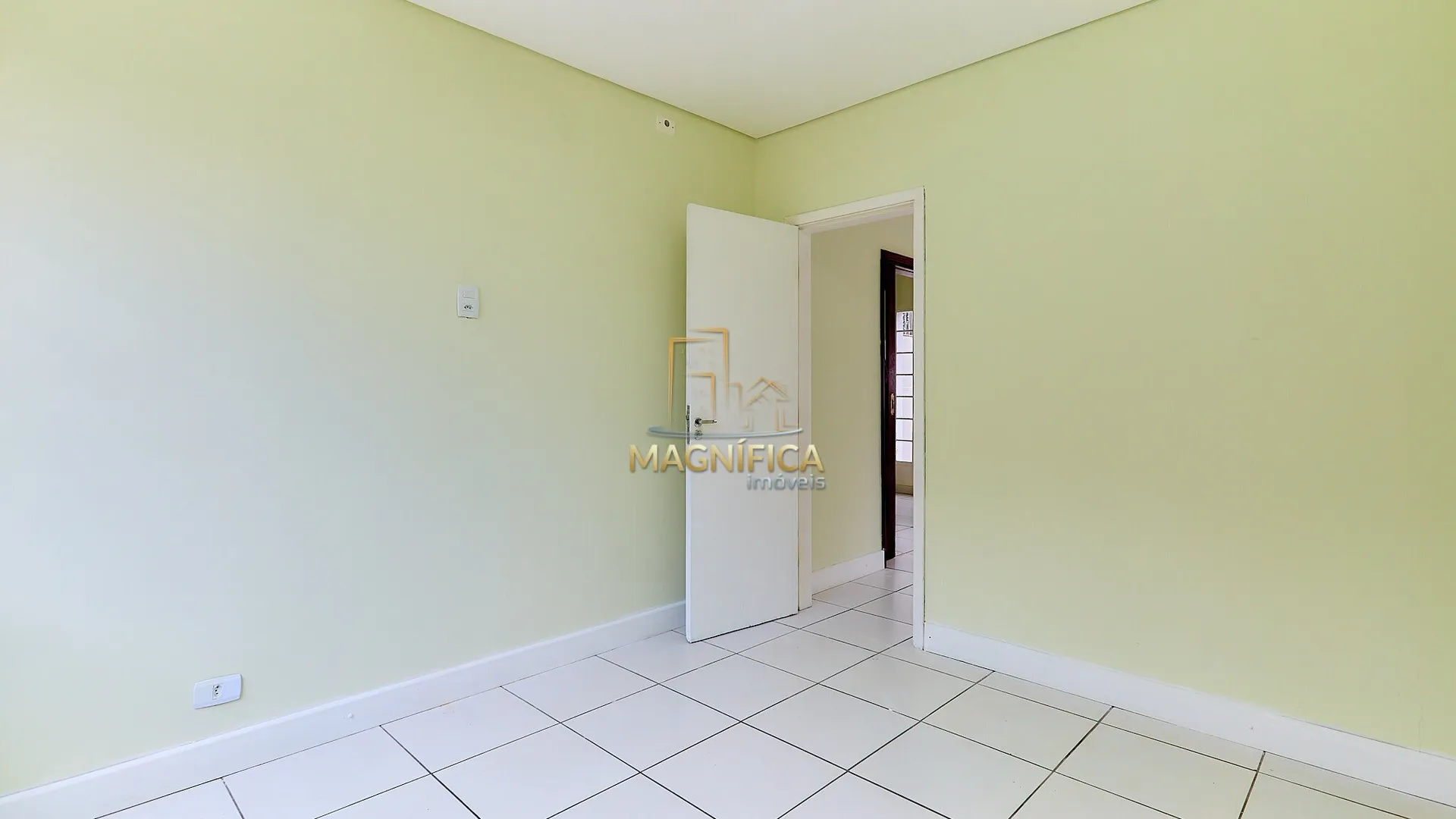 Casa com 6 quartos e 3 banheiros, 307 m² e 2 vagas — photo 34