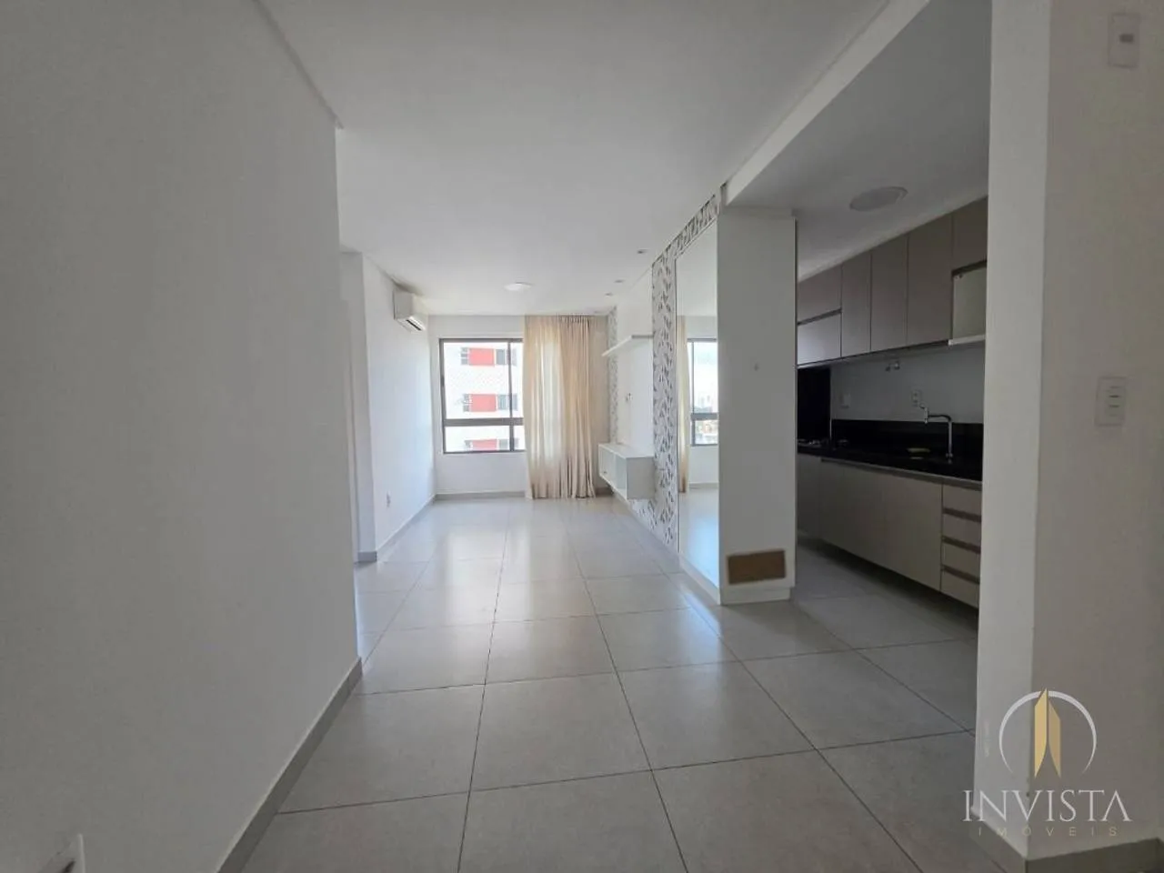 2-bedroom apartment with a water view — photo 2