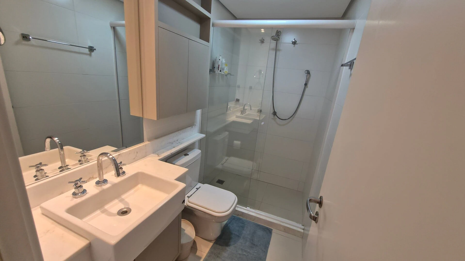 1 quarto e janelas do piso ao teto: apartamento de 35 m² — photo 9