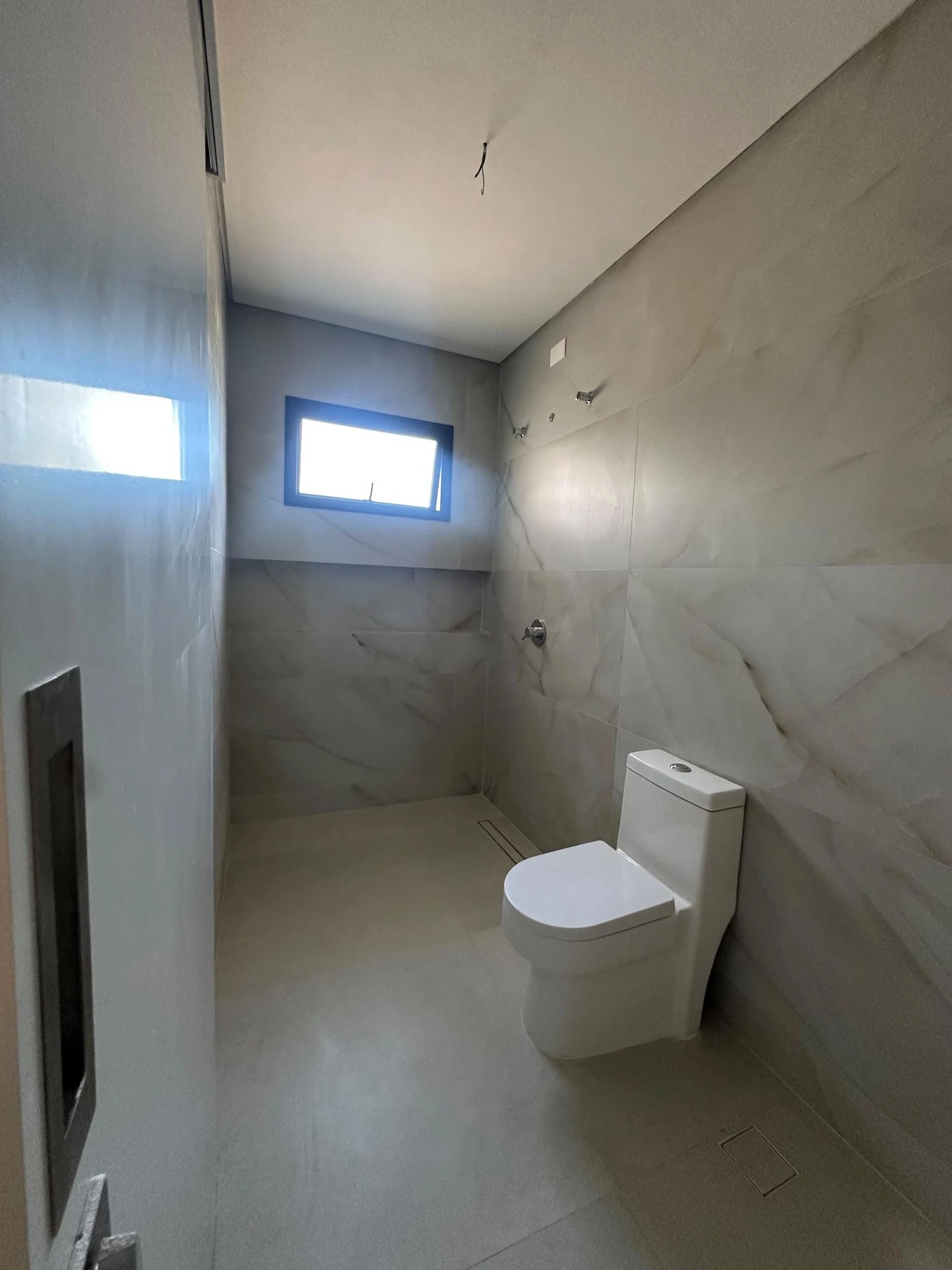 3-bedroom house with floor-to-ceiling windows in Curitiba — photo 19