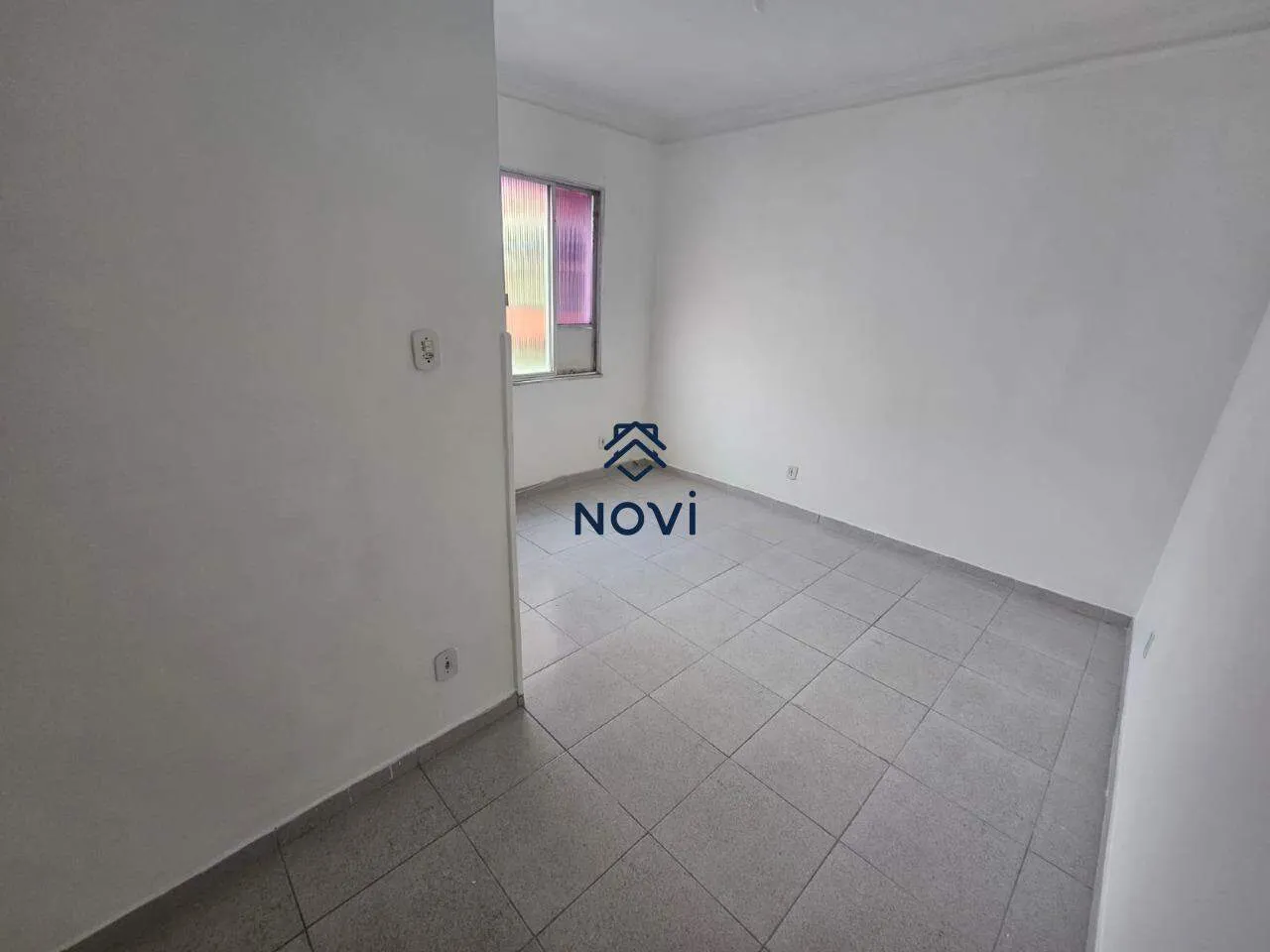 1-bedroom apartment with balcony and 48 m² — photo 3