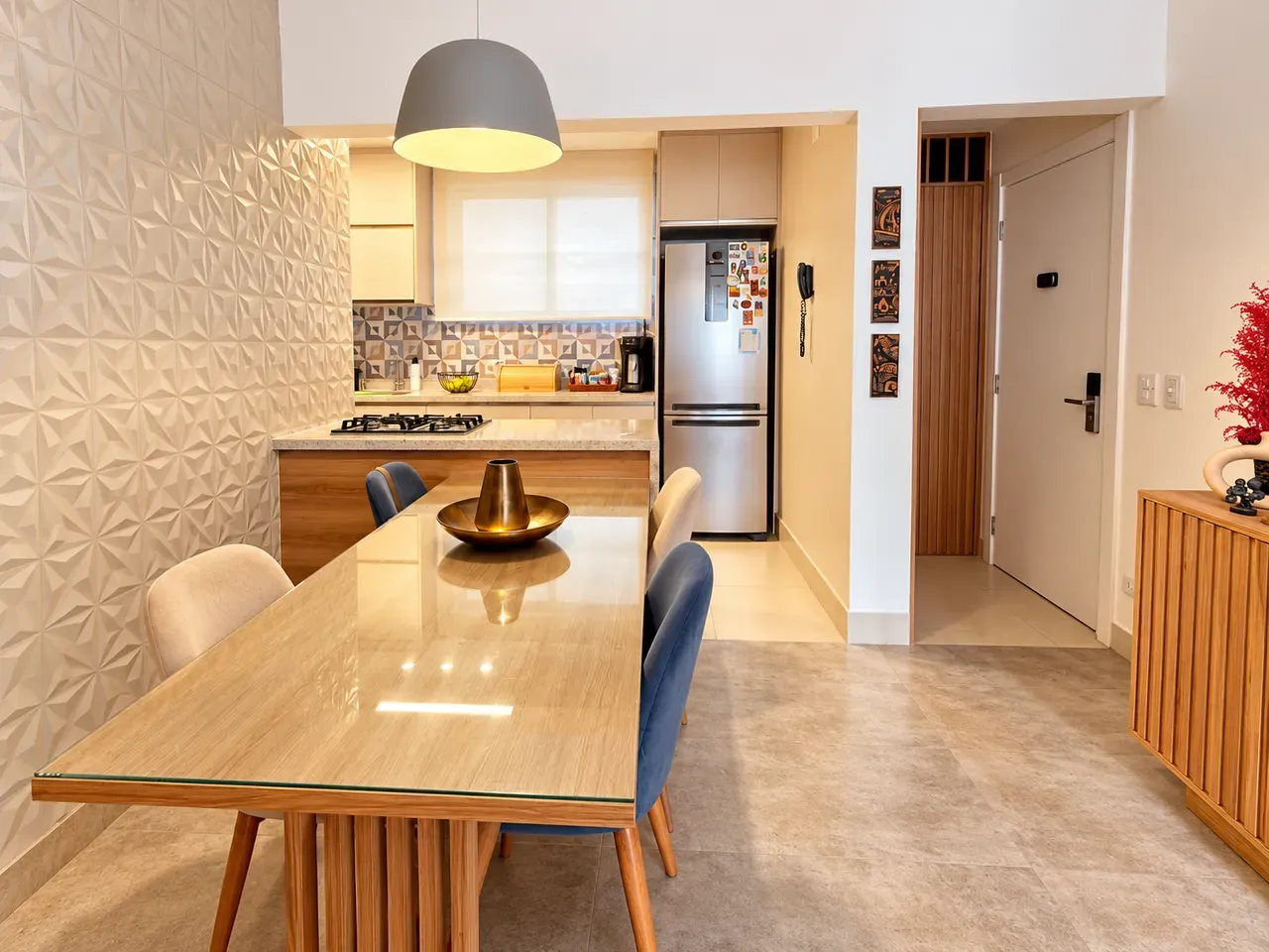 3-bedroom apartment with a home office — photo 9