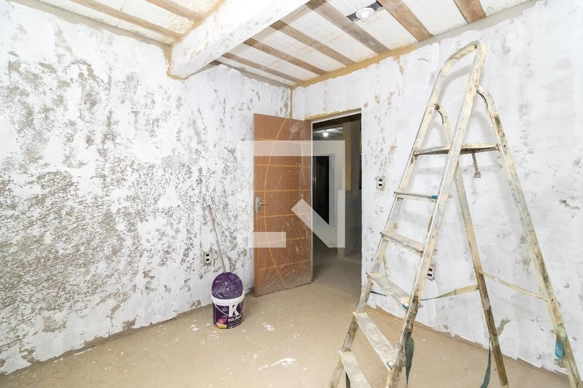 Casa sem mobília com 3 quartos e 3 banheiros, precisa reformar — photo 21