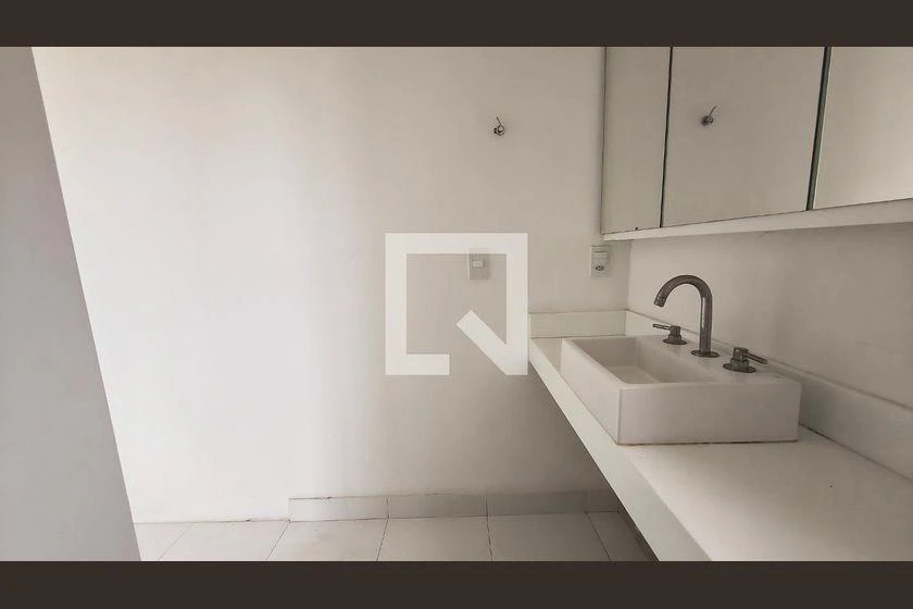 Apartamento de 2 quartos em condomínio com academia — photo 29