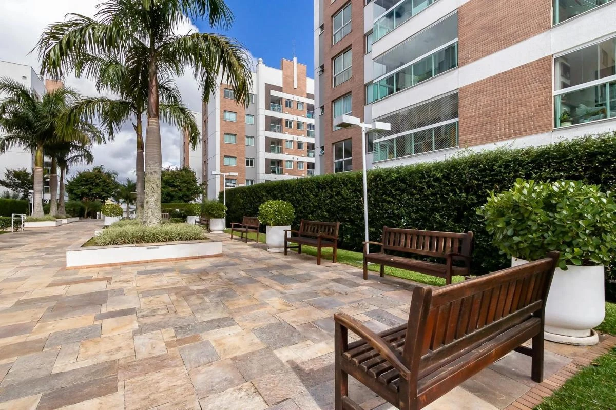 Apartamento de 3 quartos com varanda envidraçada — photo 36