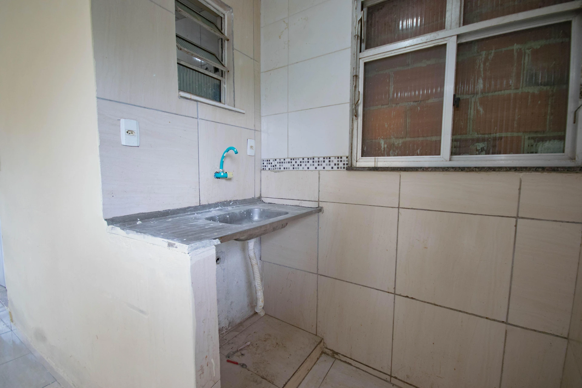 Unfurnished studio with 1 bedroom, balcony and 1 bath — photo 5