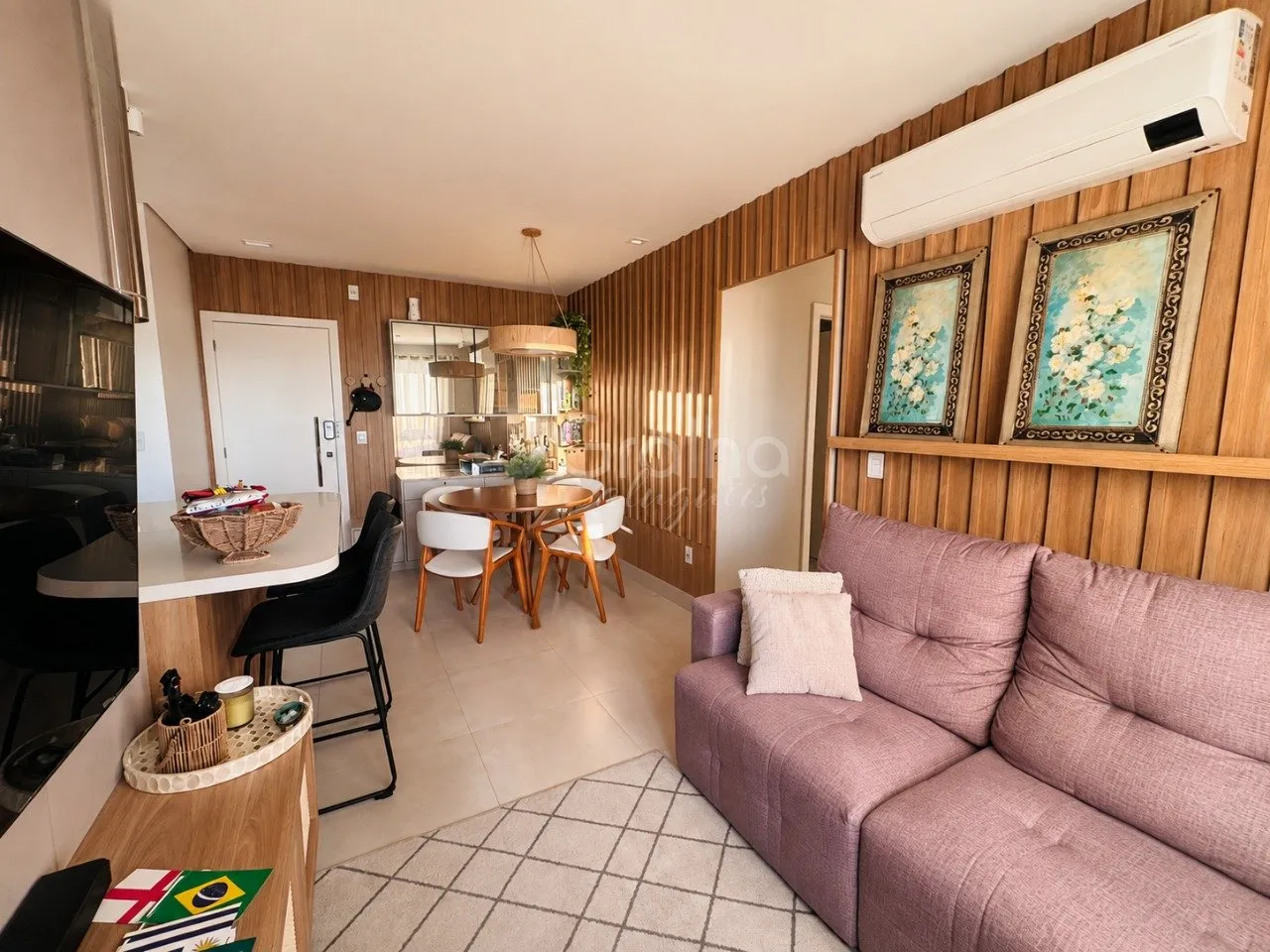 Furnished 94 m² apartment with 2 bedrooms and suite