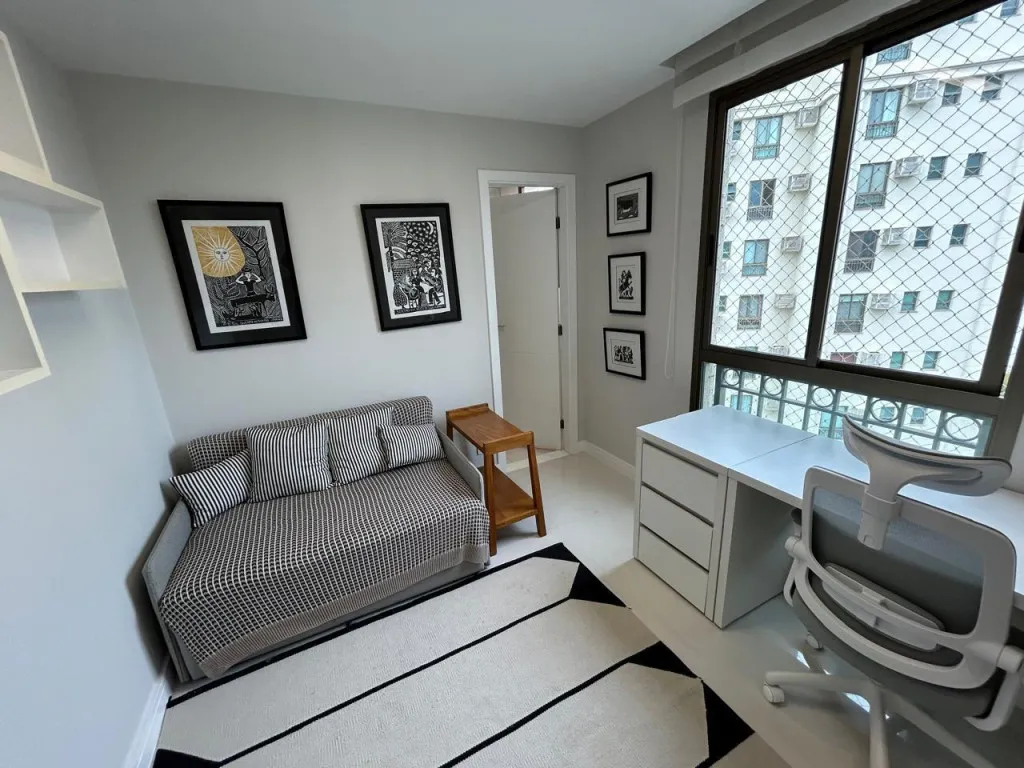 179 m² furnished apartment with 3 en-suites and 4 baths — photo 34