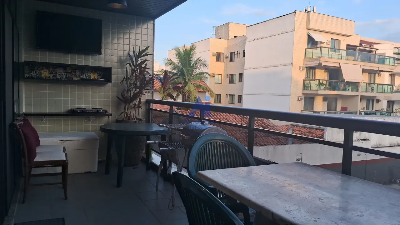 Apartamento com 3 quartos e cozinha em ambiente fechado — photo 18