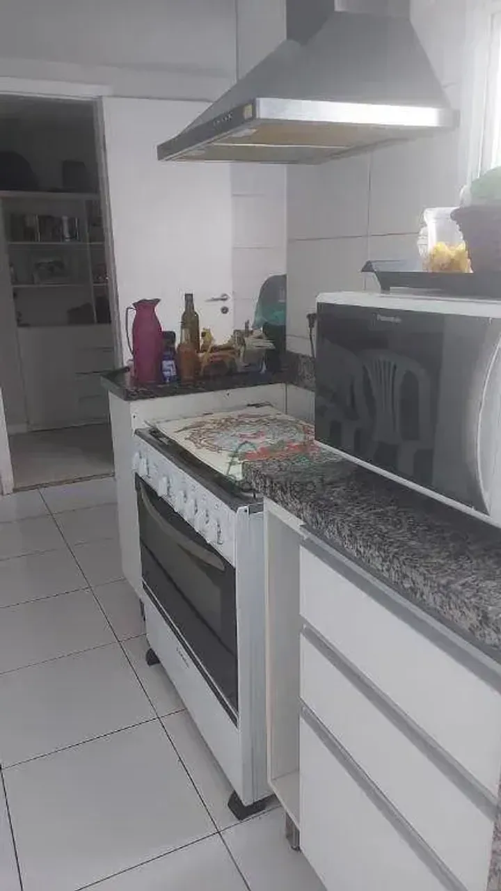 Furnished apartment with 3 bedrooms and 3 bathrooms — photo 10