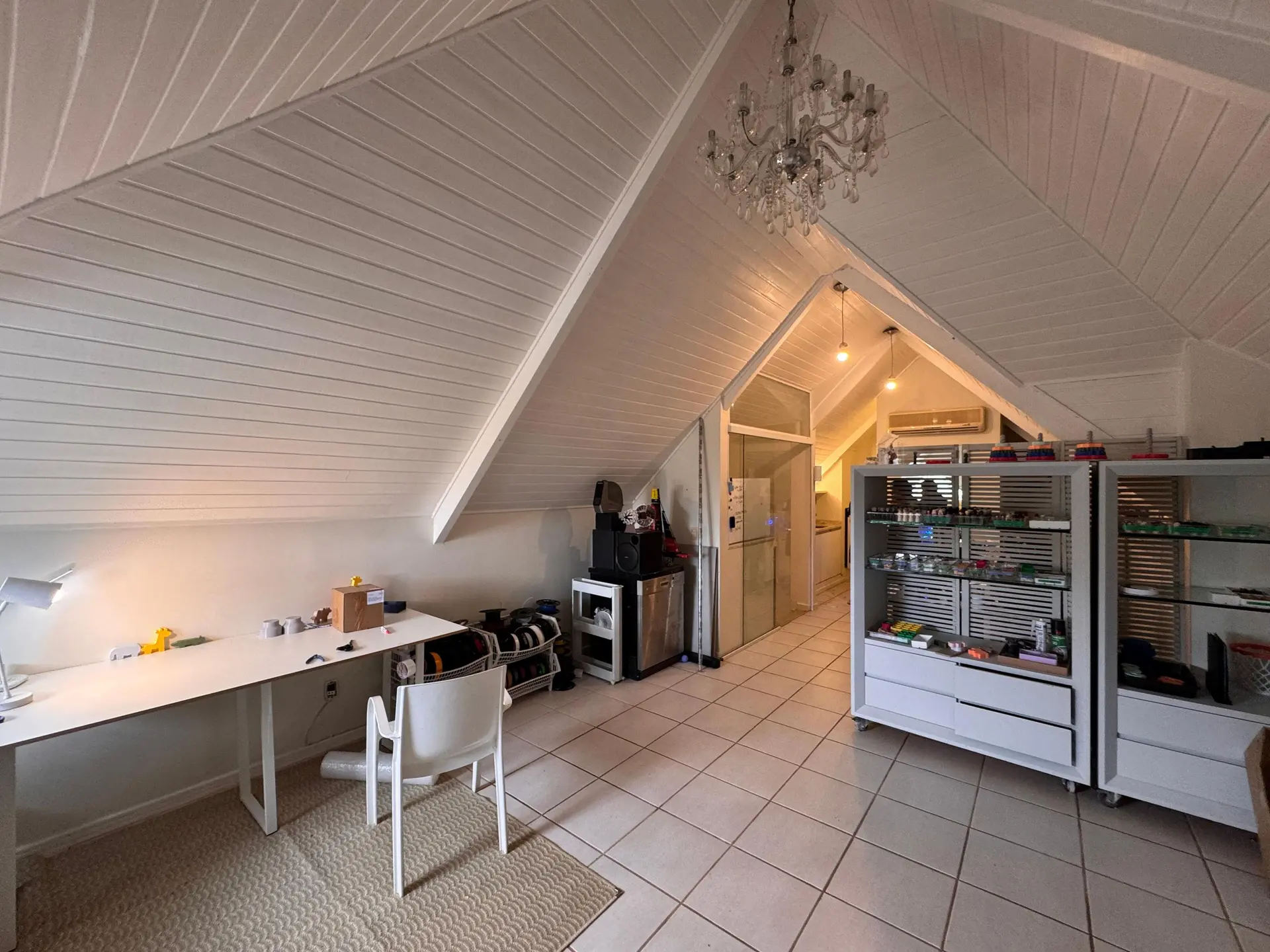 Furnished house, 550 m², with a bathtub — photo 61