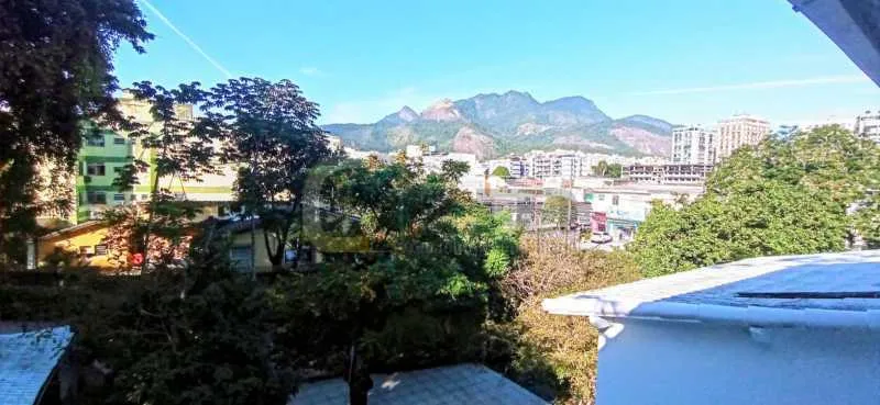Casa térrea de 350 m² com 6 quartos e 5 suítes — photo 13