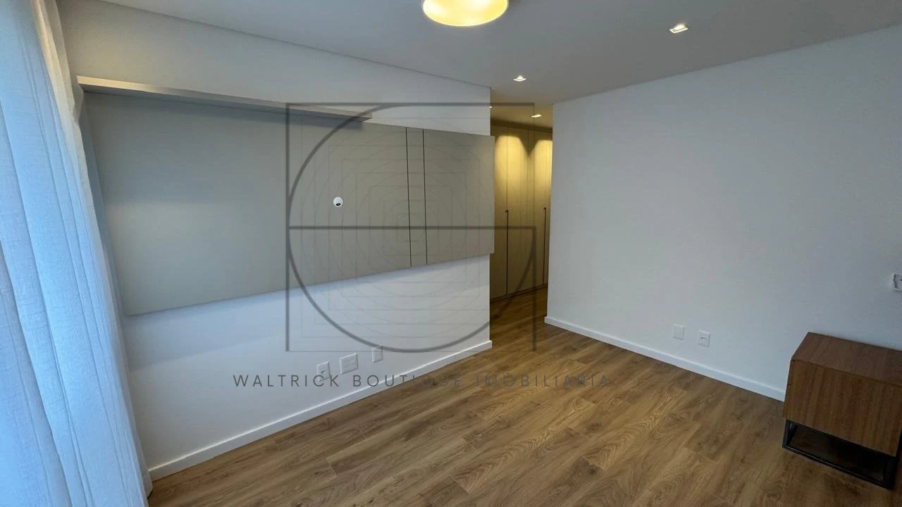 Apartment, 132 m², with a walk-in closet — photo 26
