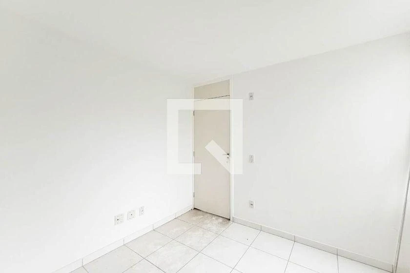 2-bedroom apartment in a building with a gym — photo 26