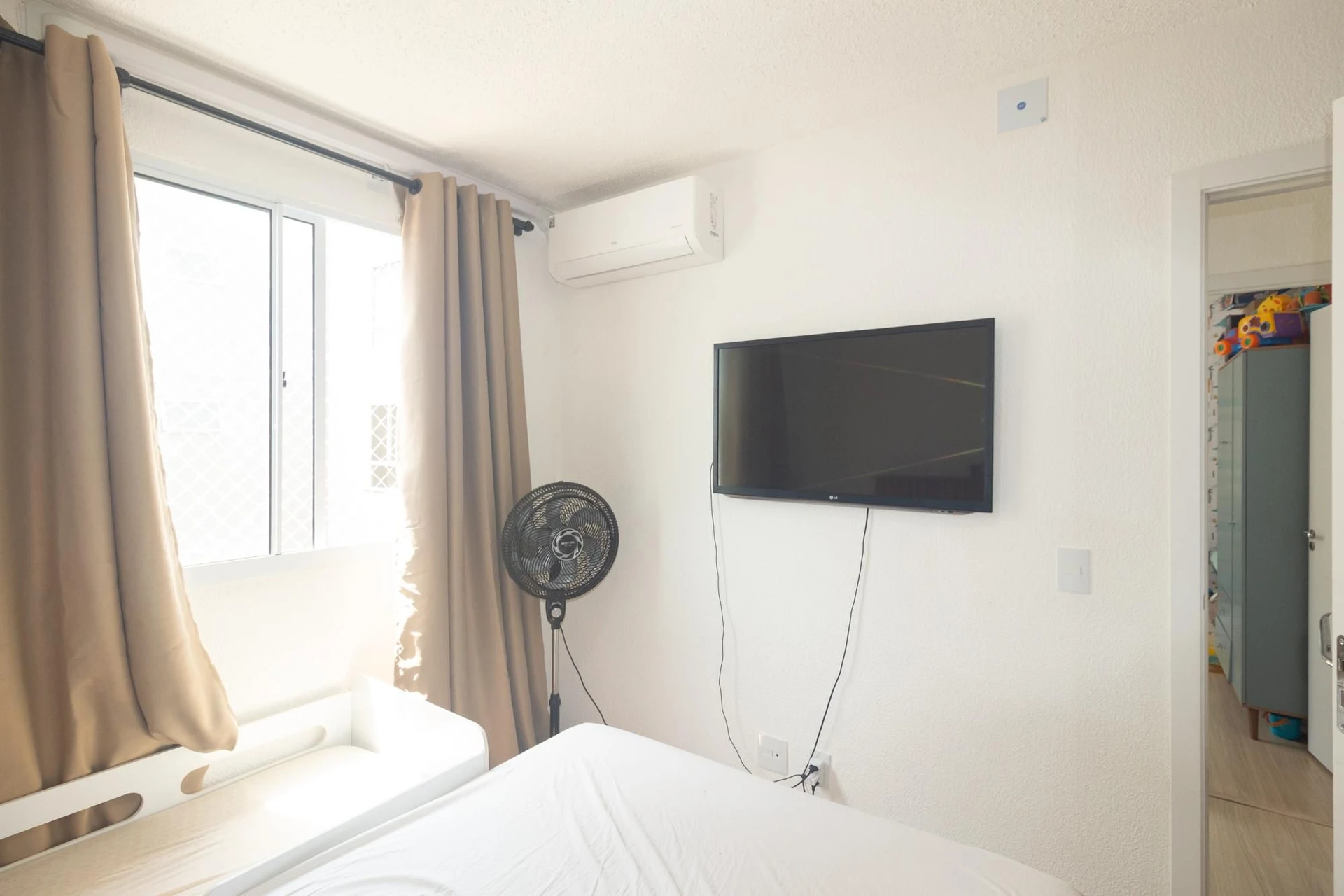 2-bedroom apartment with a washing machine — photo 21