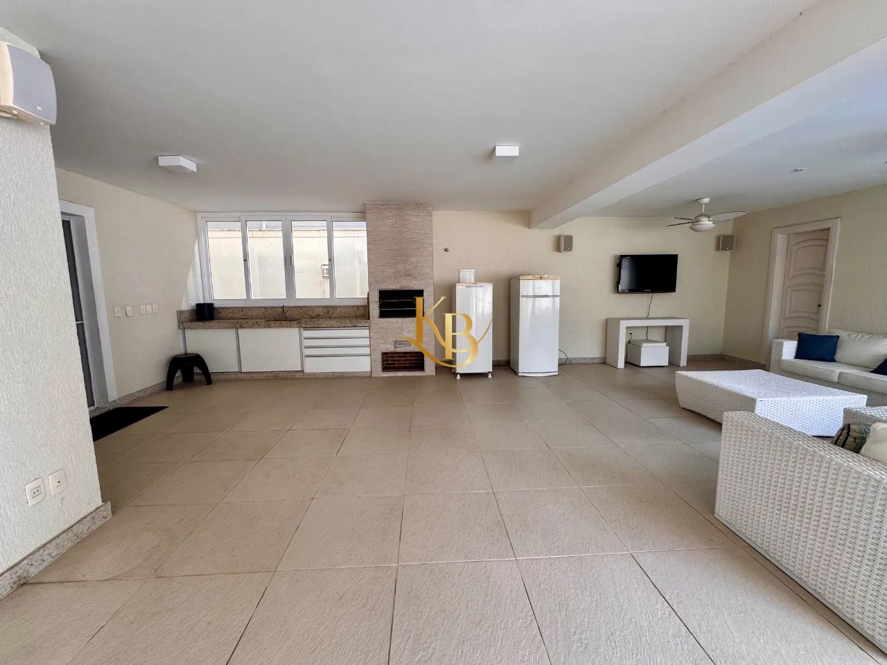 Дом 600 м² с 4 спальнями и балконом с барбекю — photo 60