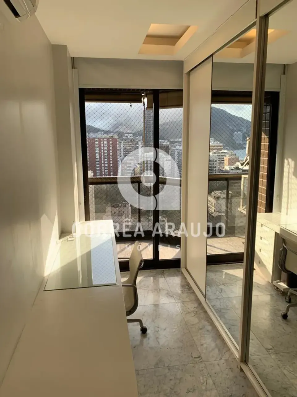 Apartamento sem mobília com 2 quartos e 97 m² — photo 14