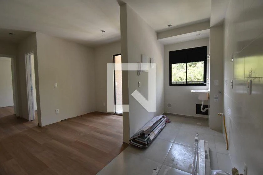 Balcony with a grill in a 2-bedroom apartment, 53 m² — photo 34