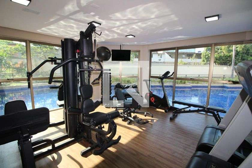 Меблированное студио 38 м² с 1 спальней и балконом — photo 14