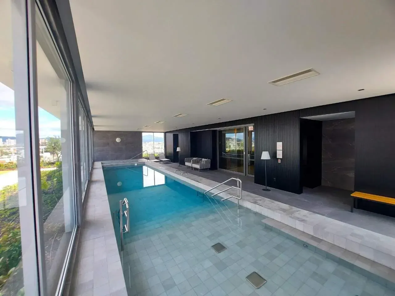 Apartamento de 2 suítes com cozinha fechada e 2 vagas — photo 18