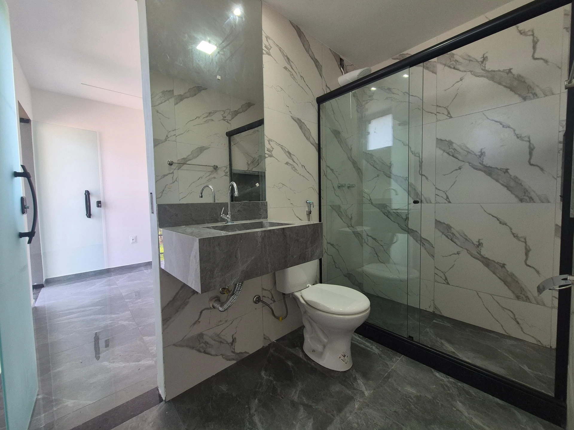 5-bedroom house with a washing machine in Rio de Janeiro — photo 33