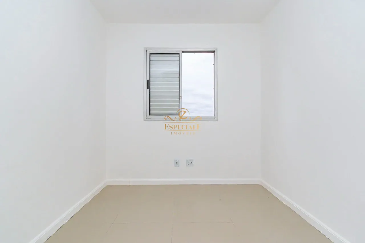 2-bedroom apartment with a balcony and parking spot — photo 14