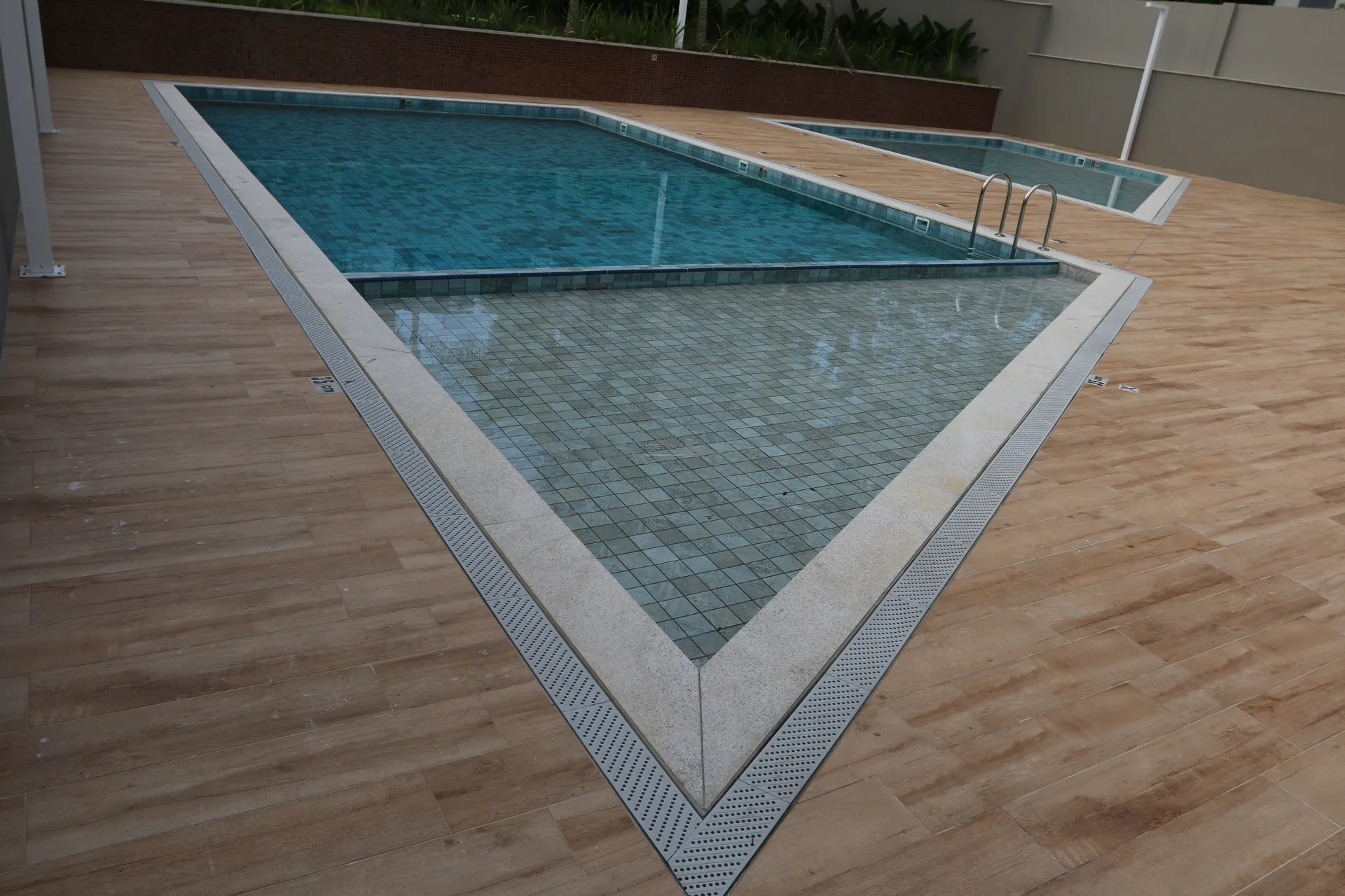 Mountain view in a 2-bedroom apartment, 79 m² — photo 42