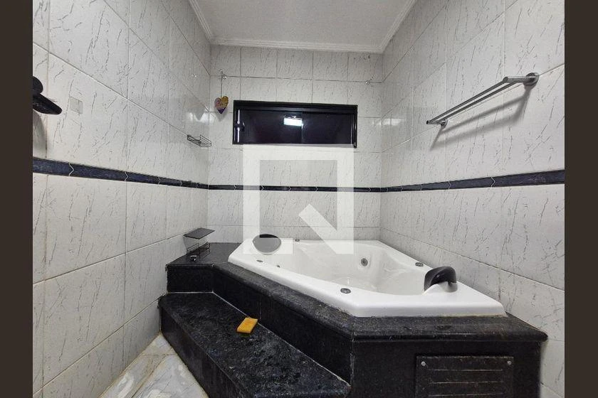 Будинок із 3 спальнями та робочим місцем — photo 38