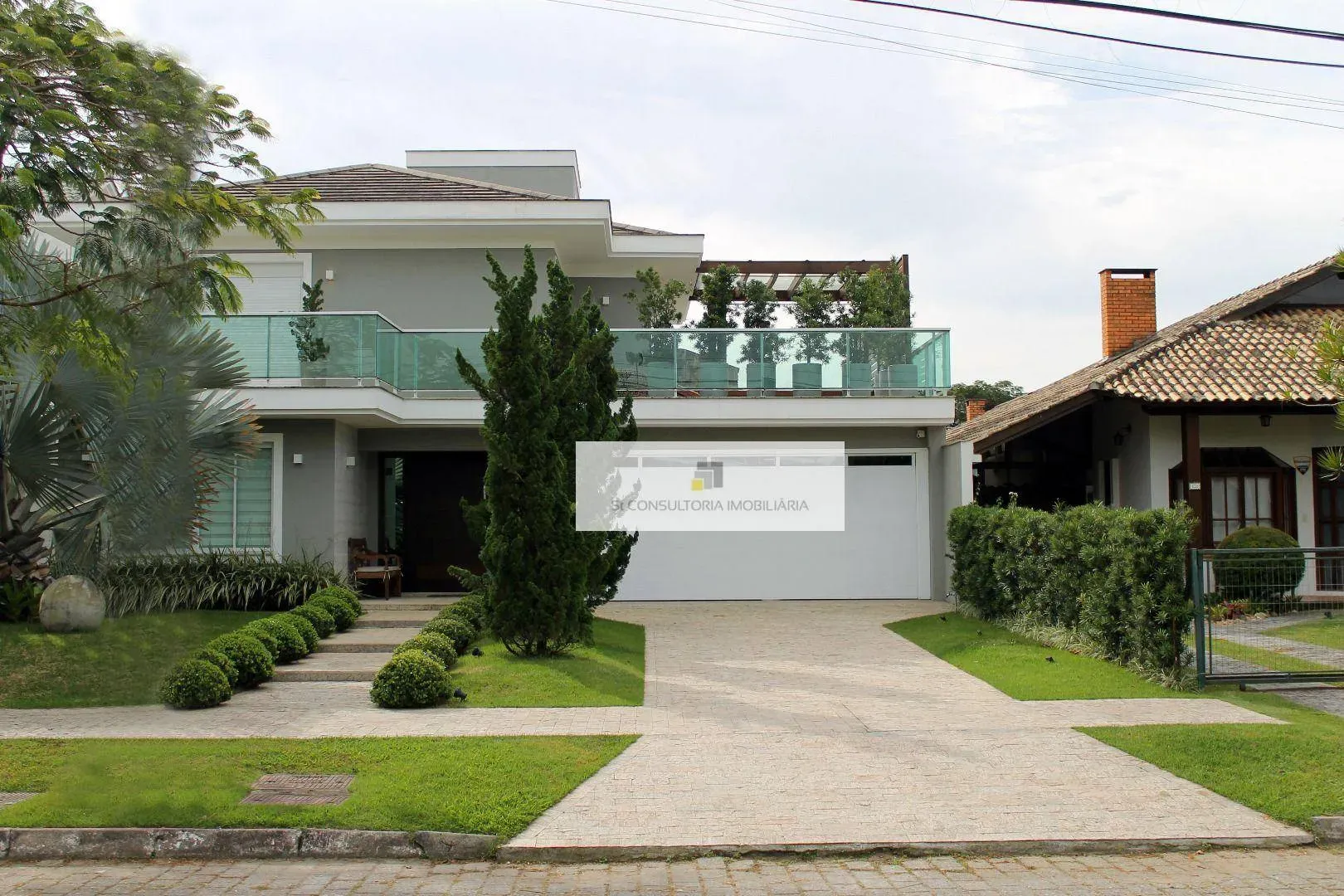 Furnished house with 4 en-suite bedrooms and private garden — photo 46